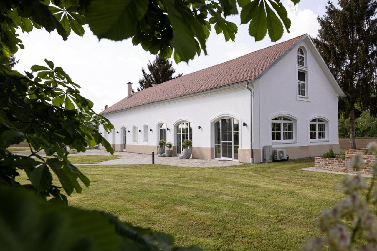 Landhofmuehle Apartment Eltendorf Exterior photo